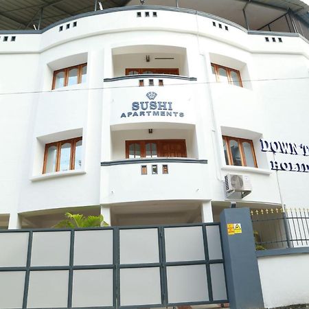 Down Town Holidays Thiruvananthapuram Екстериор снимка