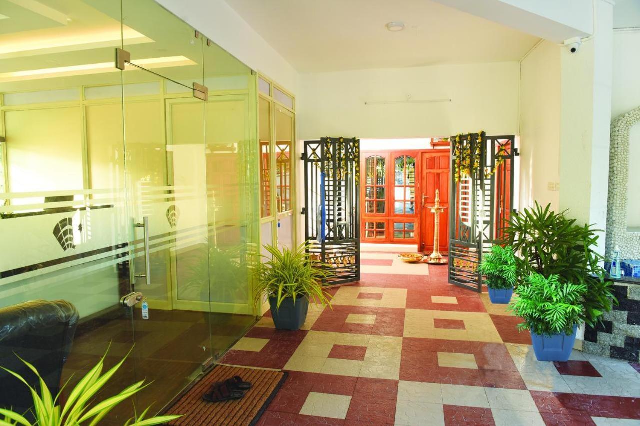 Down Town Holidays Thiruvananthapuram Екстериор снимка